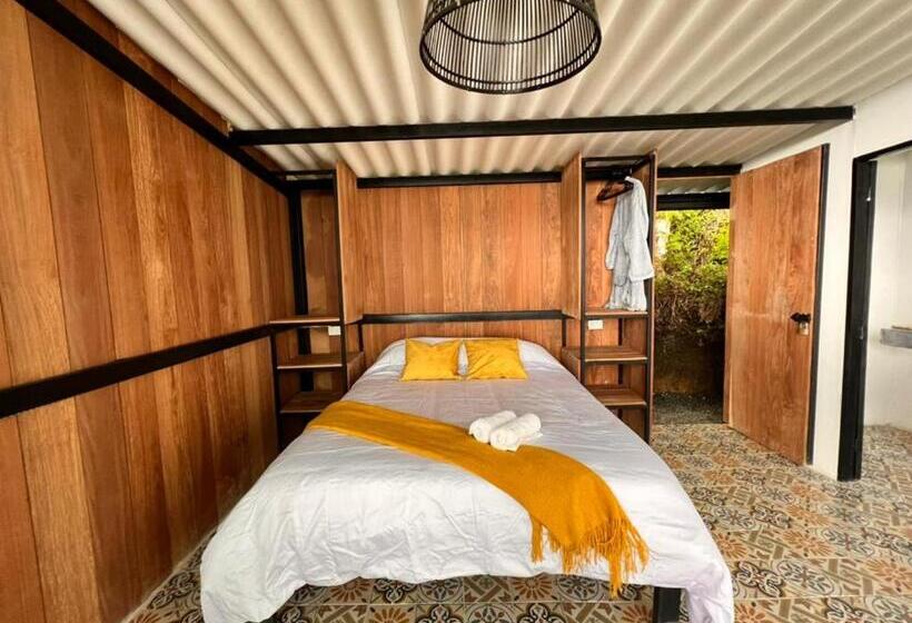 بانگلوی استاندارد, Lodge Paraiso Verde