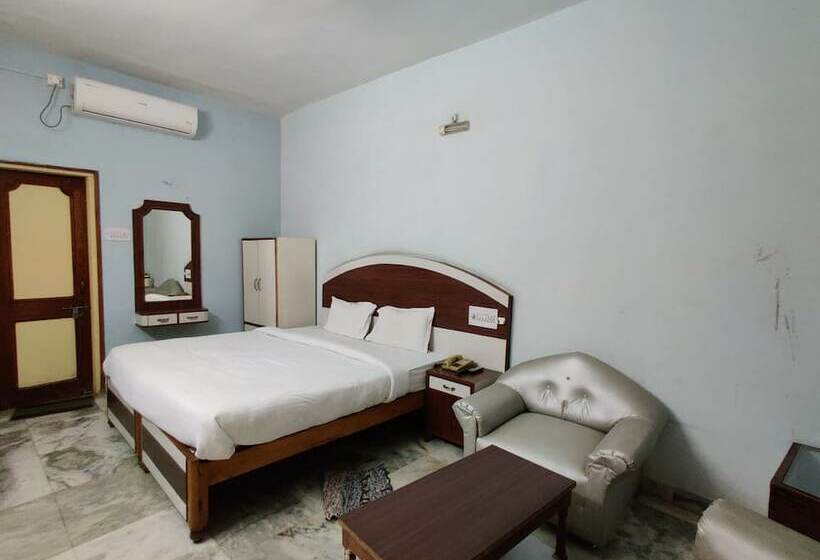 חדר דלוקס, Raja