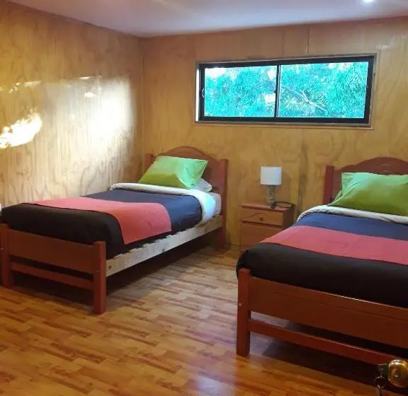 تختخواب در اتاق مشترک, La Casa Del Kori