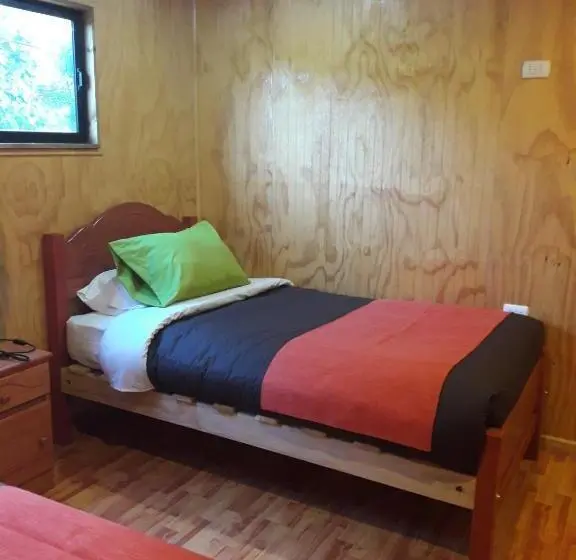 تختخواب در اتاق مشترک, La Casa Del Kori