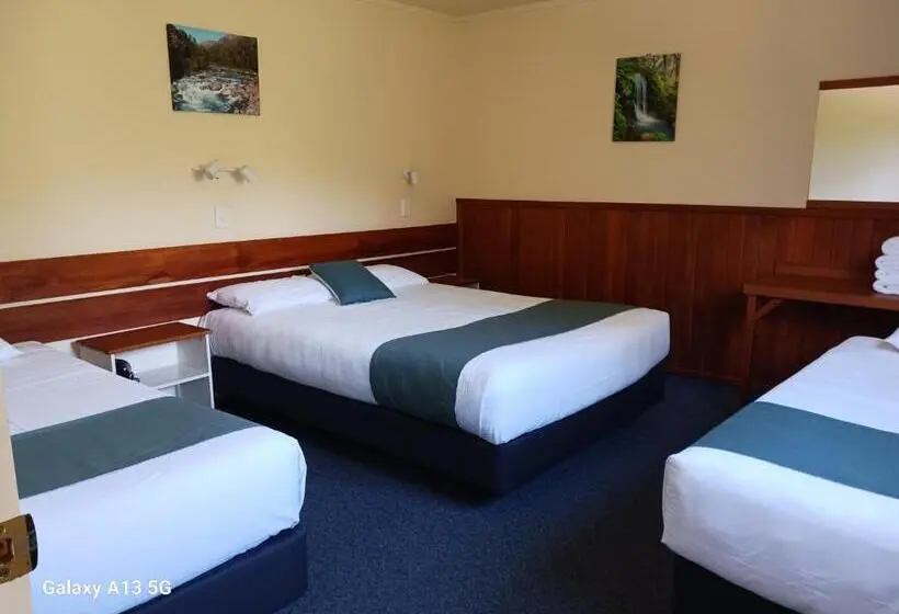 Huoneisto 1 Makuuhuone Pohjakerros, Anatoki Lodge Motel