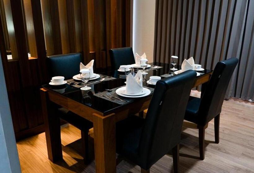 جناح سرير كينج, Ayola Sunrise Mojokerto