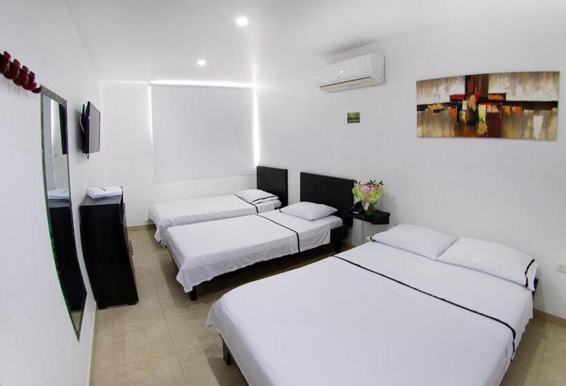 חדר דלוקס, Embajador Del Llano