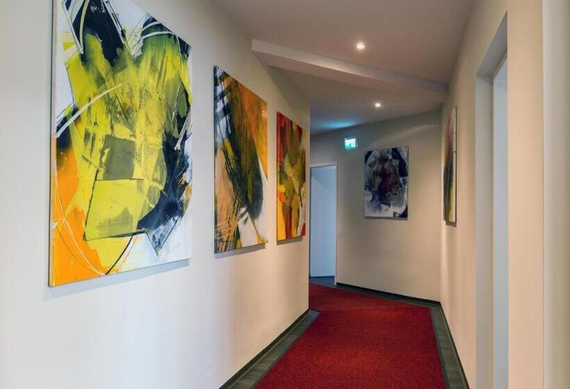 Familie Værelse, Guidassoni