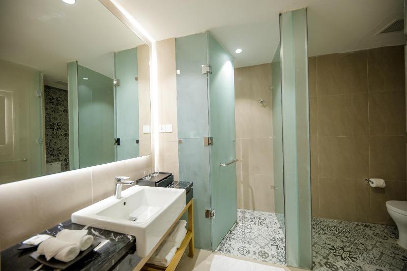 اتاق لوکس, Quinter Central Nha Trang