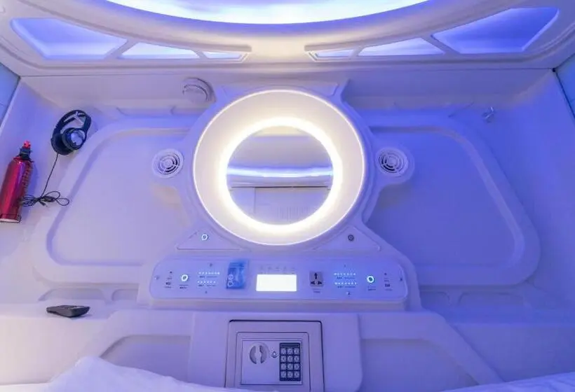 Deluxe Yhden Hengen Huone, Seaview Capsule