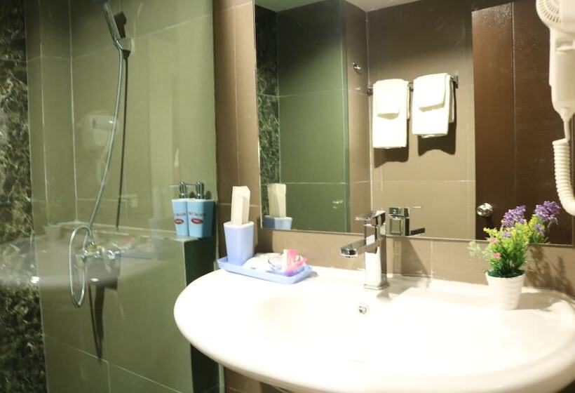 Quarto Triplo Deluxe, Sky Beach Aonang