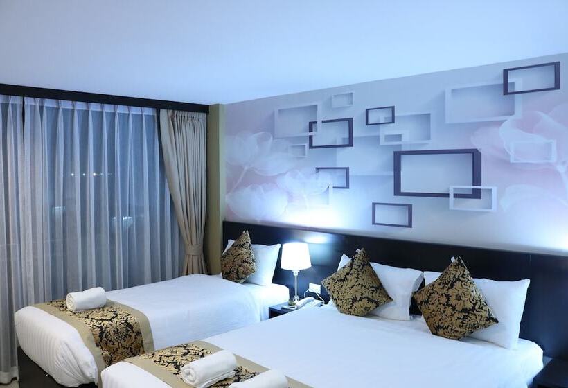 Quarto Triplo Deluxe, Sky Beach Aonang