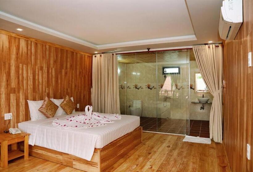 اتاق خانوادگی با چشمانداز باغ, Ong Lang Garden Resort