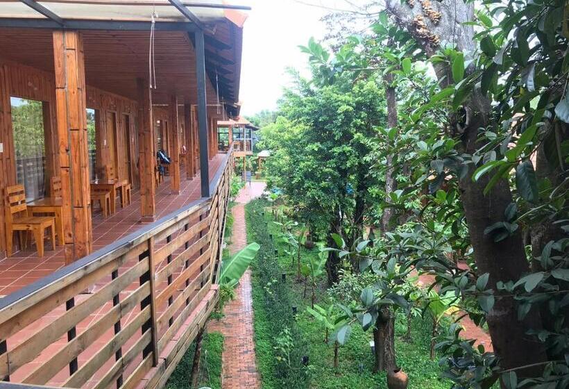 اتاق لوکس, Ong Lang Garden Resort