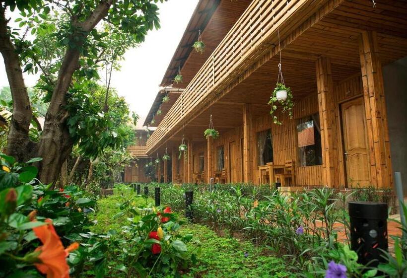 اتاق استاندارد سه تخته با چشمانداز باغ, Ong Lang Garden Resort