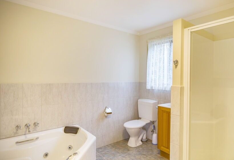 غرفة أساسية سرير مزدوج, Queechy Motel