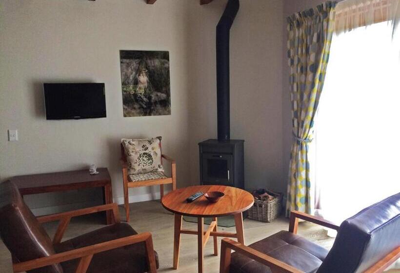 آپارتمان 1 خوابه, Fish Eagle Lodge