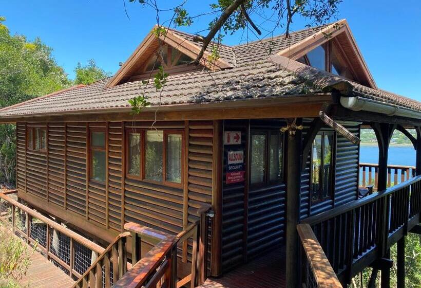 کلبه ییلاقی, Fish Eagle Lodge