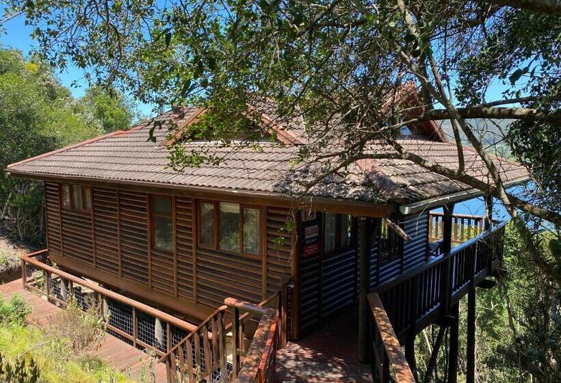 کلبه ییلاقی, Fish Eagle Lodge