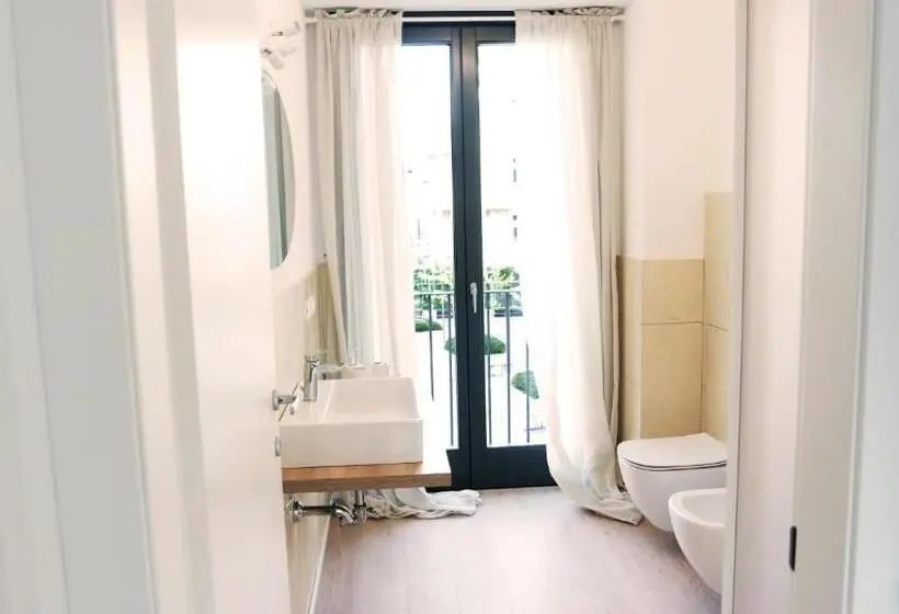 اتاق خانوادگی, Indisparte Suites