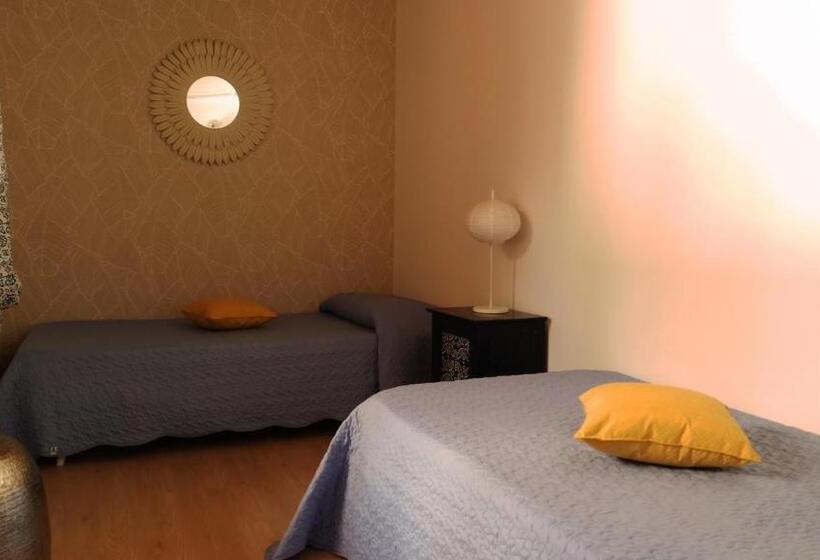 Habitació Familiar Superior, Indisparte Suites