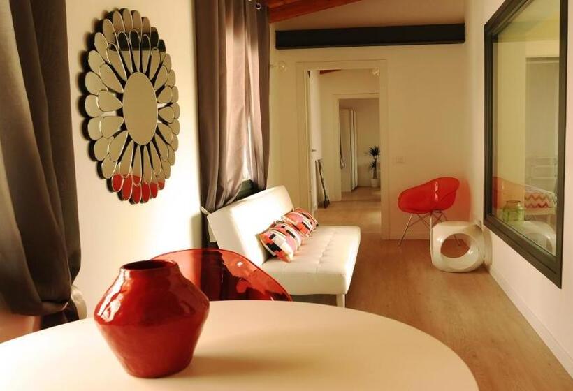 Apartament Superior 1 Dormitori, Indisparte Suites