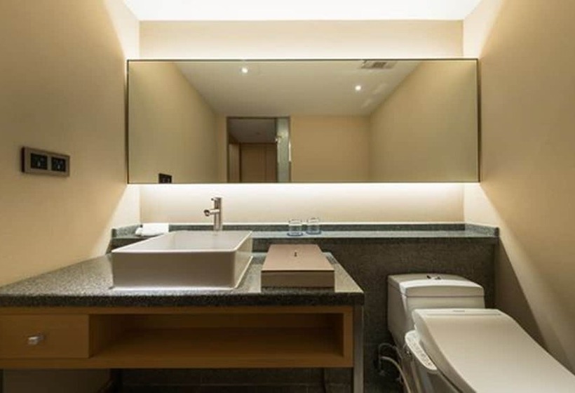 اتاق لوکس چهار تخته, Asia Pacific Hotel Beitou