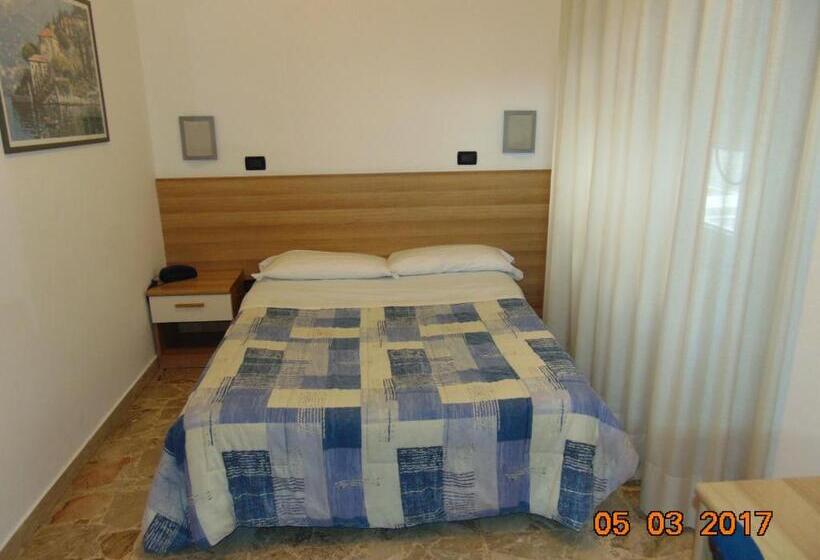 חדר סטנדרט יחיד, Mazzocchetti