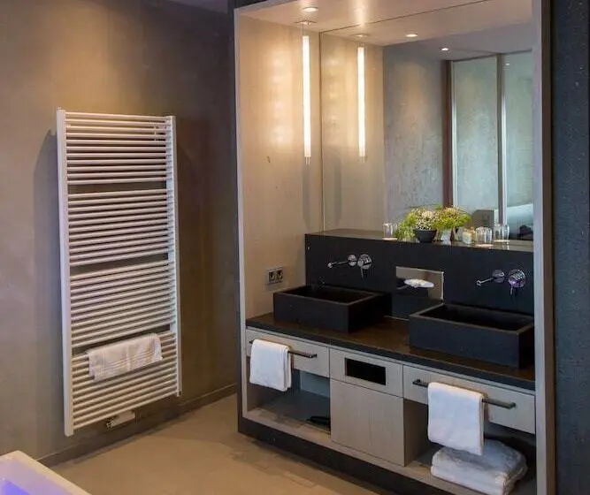 スイート, Monte Mare Sauna Spa Sports