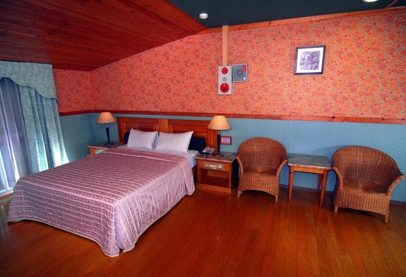 اتاق استاندارد, Paiwei Motel