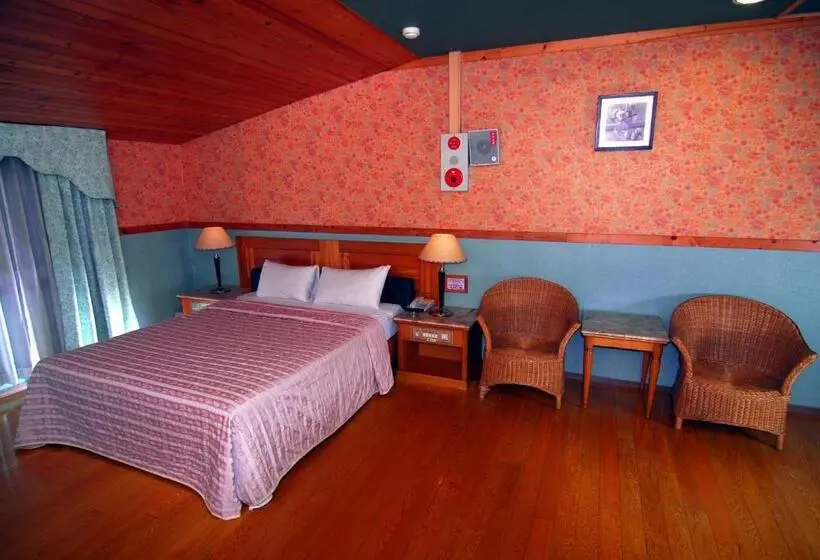 اتاق استاندارد, Paiwei Motel
