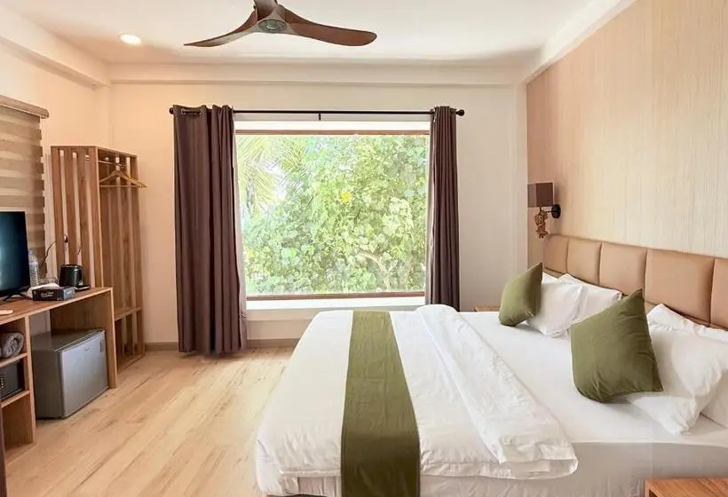 اتاق لوکس با چشم‌انداز دریا, Comfy Cool Breeze By Emzaz