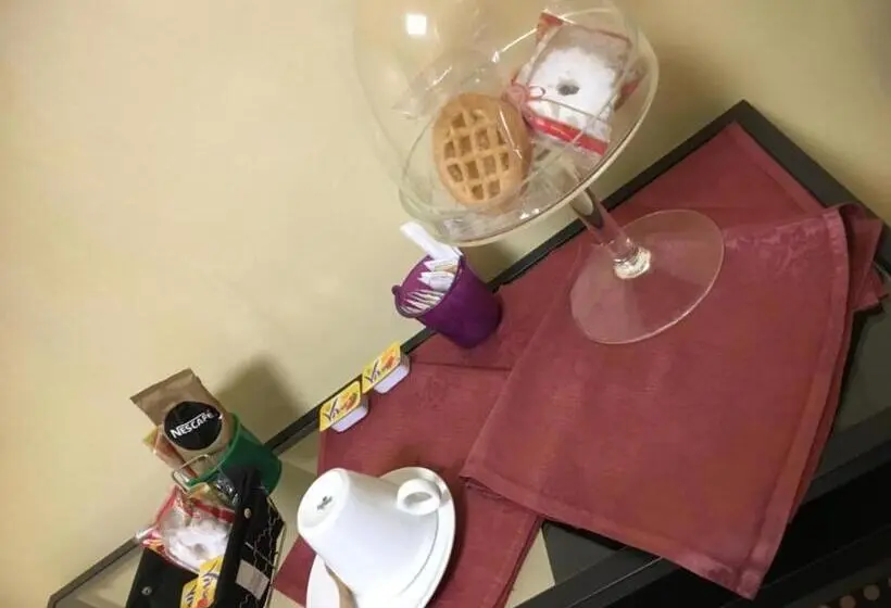 スタンダードシングルルーム, B & B La Guesthouse