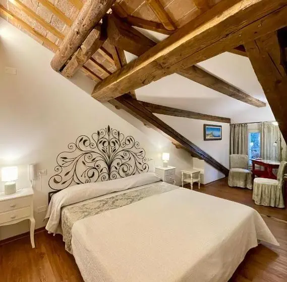 キングサイズベッドのスーペリアルーム, Ca' Settecento Villa Cavazza Querini