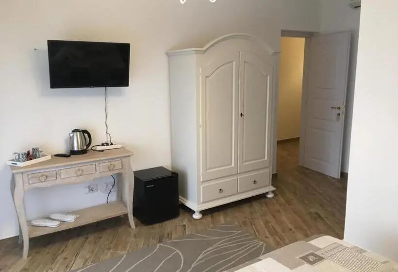 バルコニー付きスーペリアルーム, City Garden Guest House
