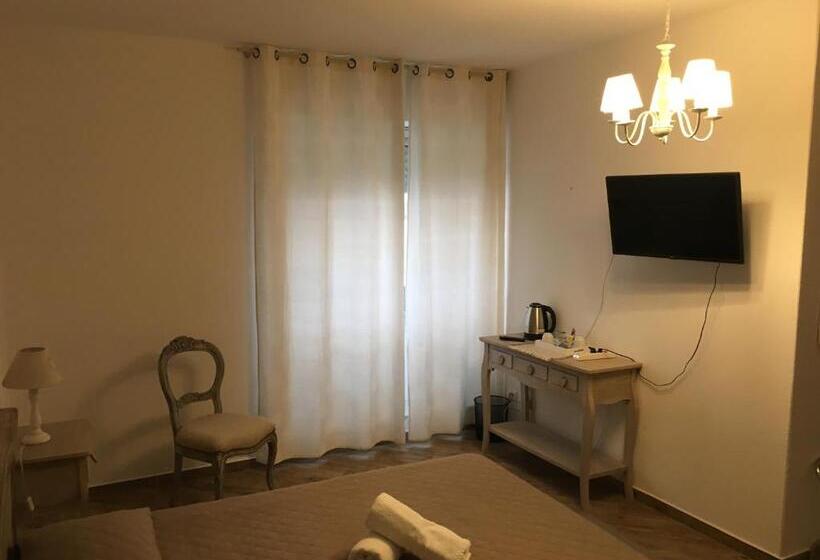 デラックストリプルルーム, City Garden Guest House