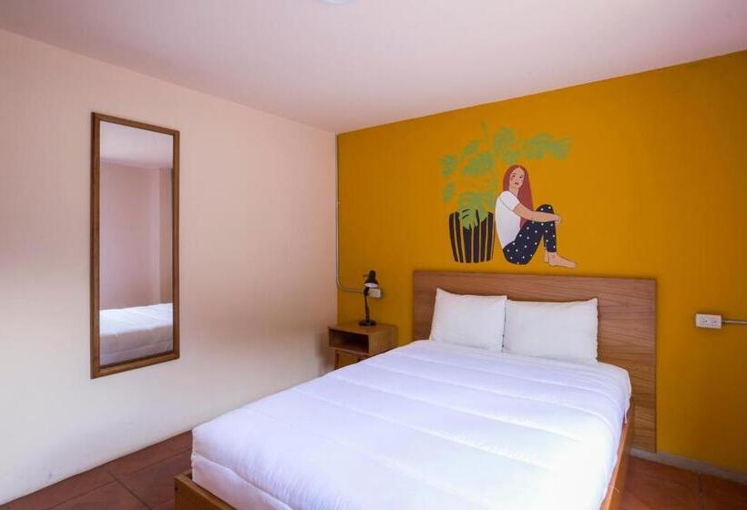 Номер Базовый Совметсный Санузел, Socialtel Baños   Formerly Selina Baños