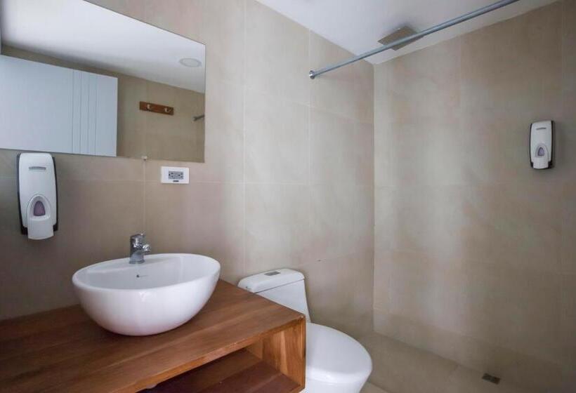 מיטה בחדר משותף, Socialtel Baños   Formerly Selina Baños