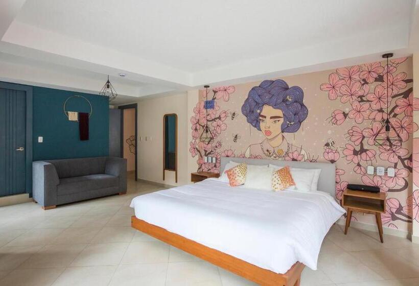 סוויטה, Socialtel Baños   Formerly Selina Baños