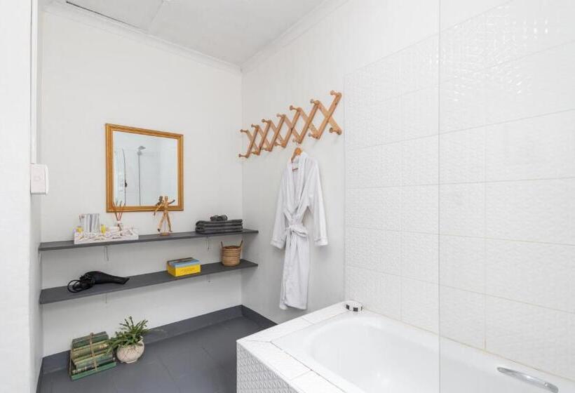 Апартаменты 2 Спальни, The Bedford Manor