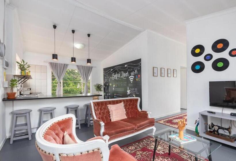 Апартаменты 2 Спальни, The Bedford Manor