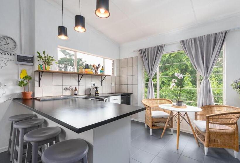 Апартаменты 2 Спальни, The Bedford Manor