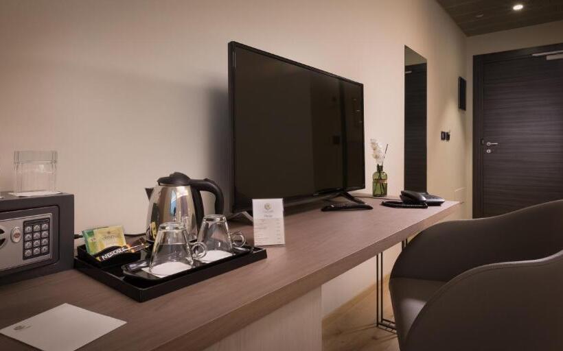 חדר סופריור עם מיטת קינג, The Cube