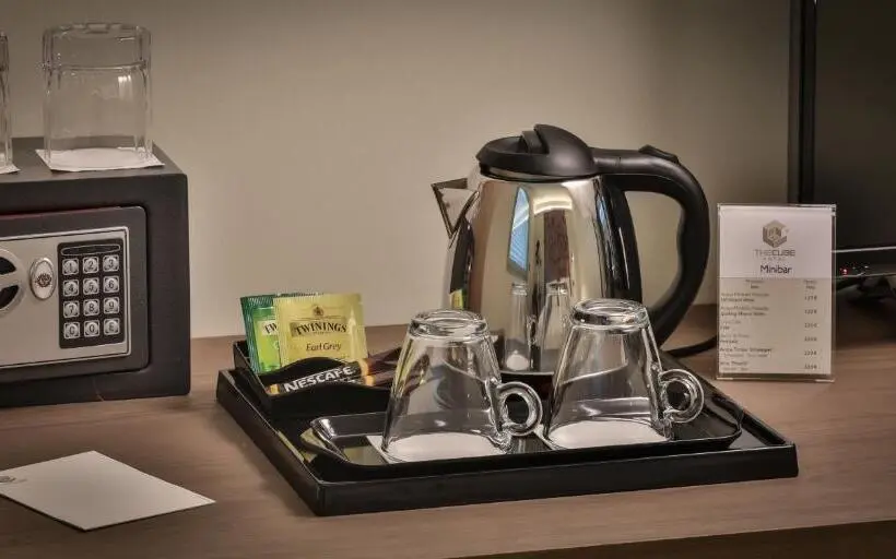 Junior Suite, The Cube