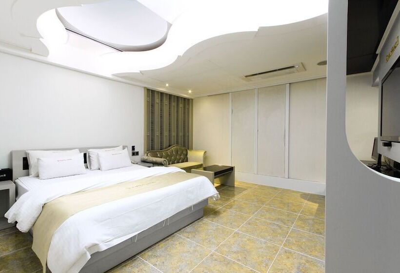 اتاق لوکس, Renaissance Hotel Pohang