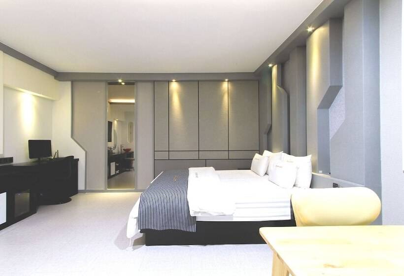 اتاق استاندارد, Renaissance Hotel Pohang