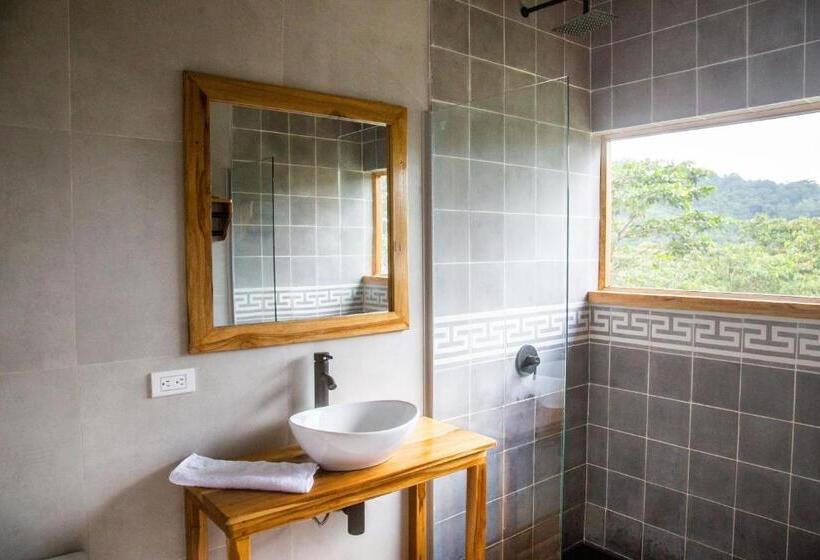 Номер Стандарт, Masaya Casas Viejas