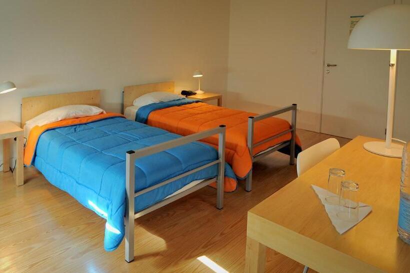 חדר סטנדרט, Azores Youth Hostels Santa Maria