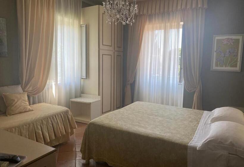 Номер Deluxe, L Elisea Maison De Charme