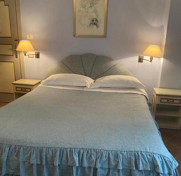 Номер Стандарт Вид на Сад, L Elisea Maison De Charme