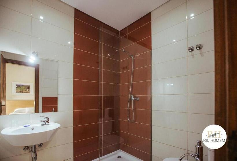 غرفة قياسية ثلاثية, Rio Homem