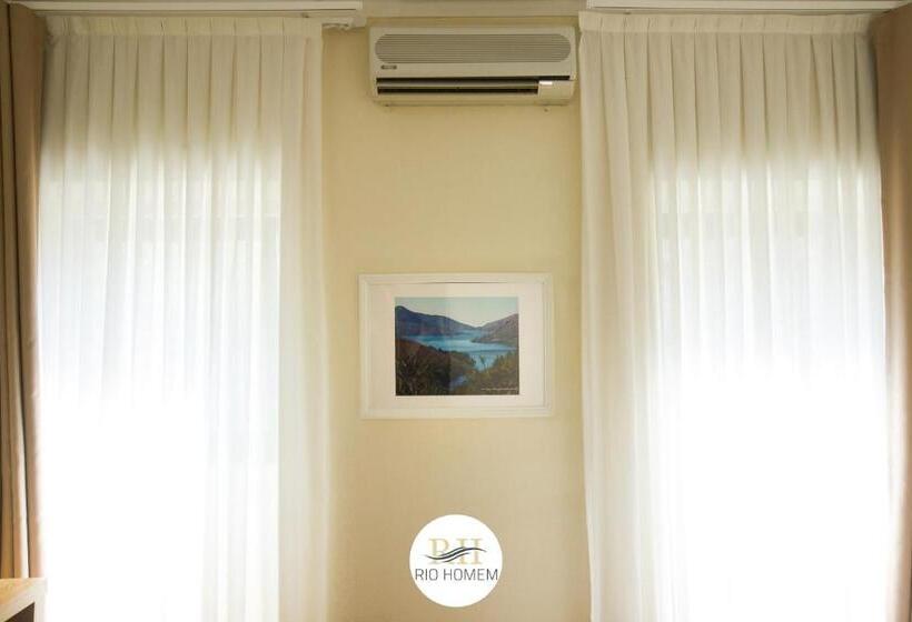 غرفة قياسية ثلاثية, Rio Homem