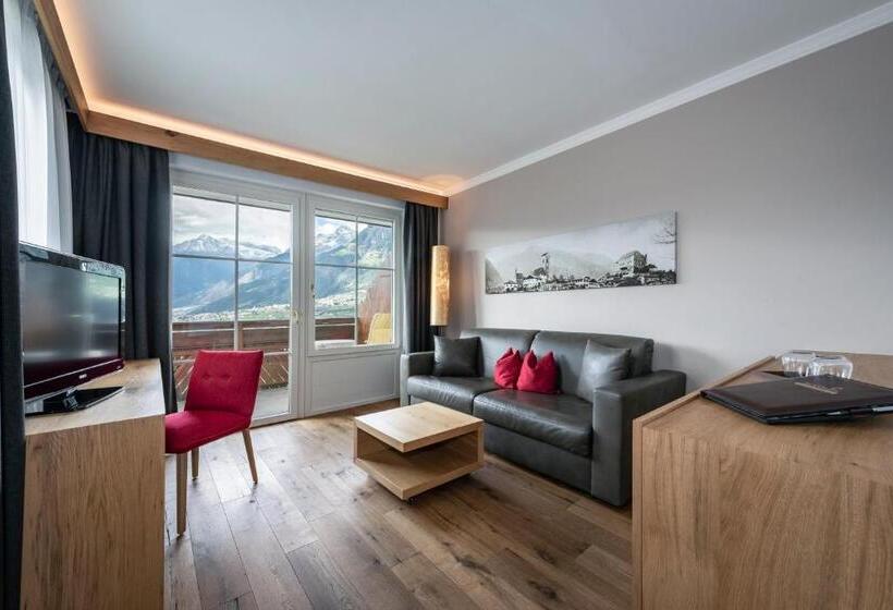 山の見えるジュニアスイート, Sunnwies