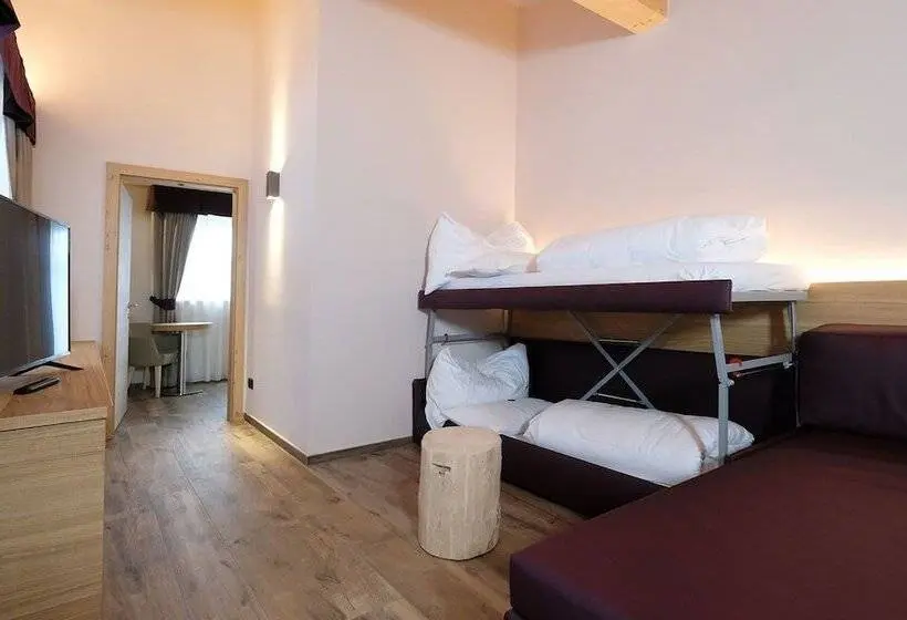 سوییت خانوادگی, Vidor Resort